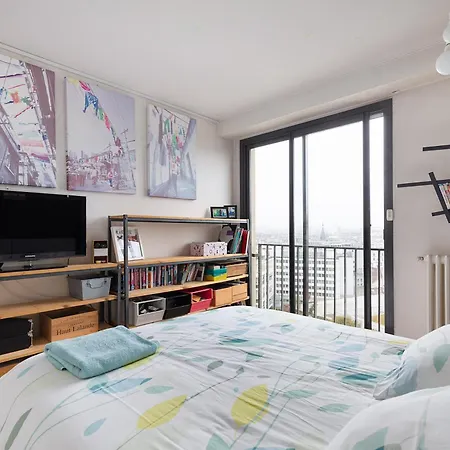 Floor With Eiffel Tower View And Roof * Parigi